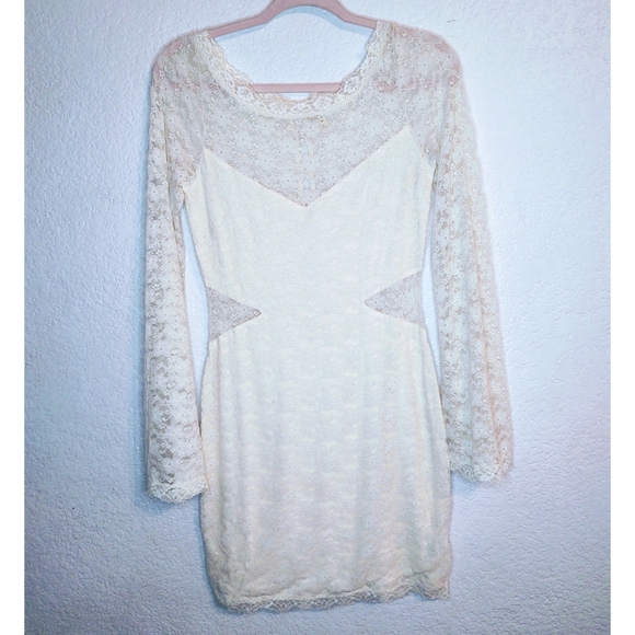 Free People Dresses & Skirts - Free People Ivory Lace Dress Sizes Medium